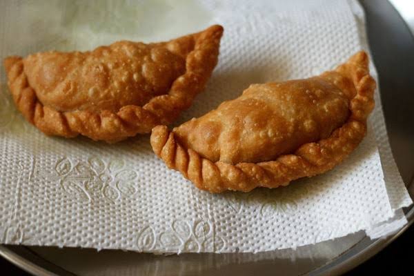 Gujiya - Diwali recipe