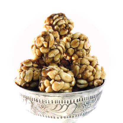 Jaggery Dipped Peanut Laddu